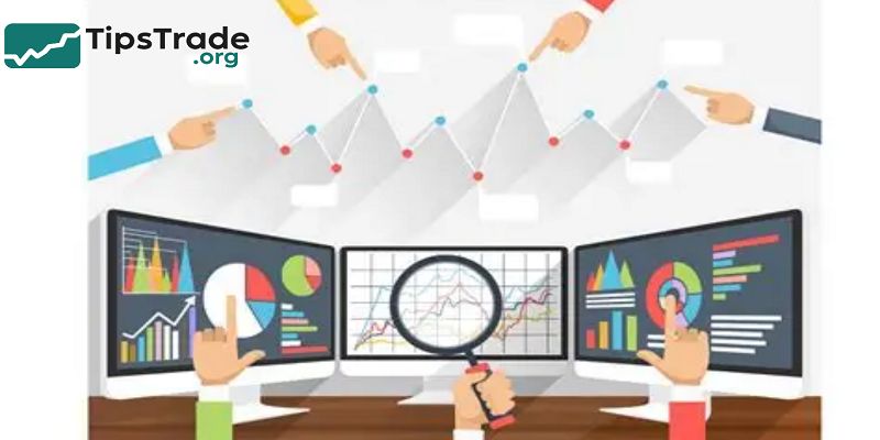 Combining Fundamental and Technical Analysis - Complete Guide for Smarter Investing